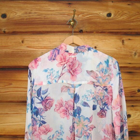 NWT White Floral Tie Neck Blouse - Picture 6 of 9